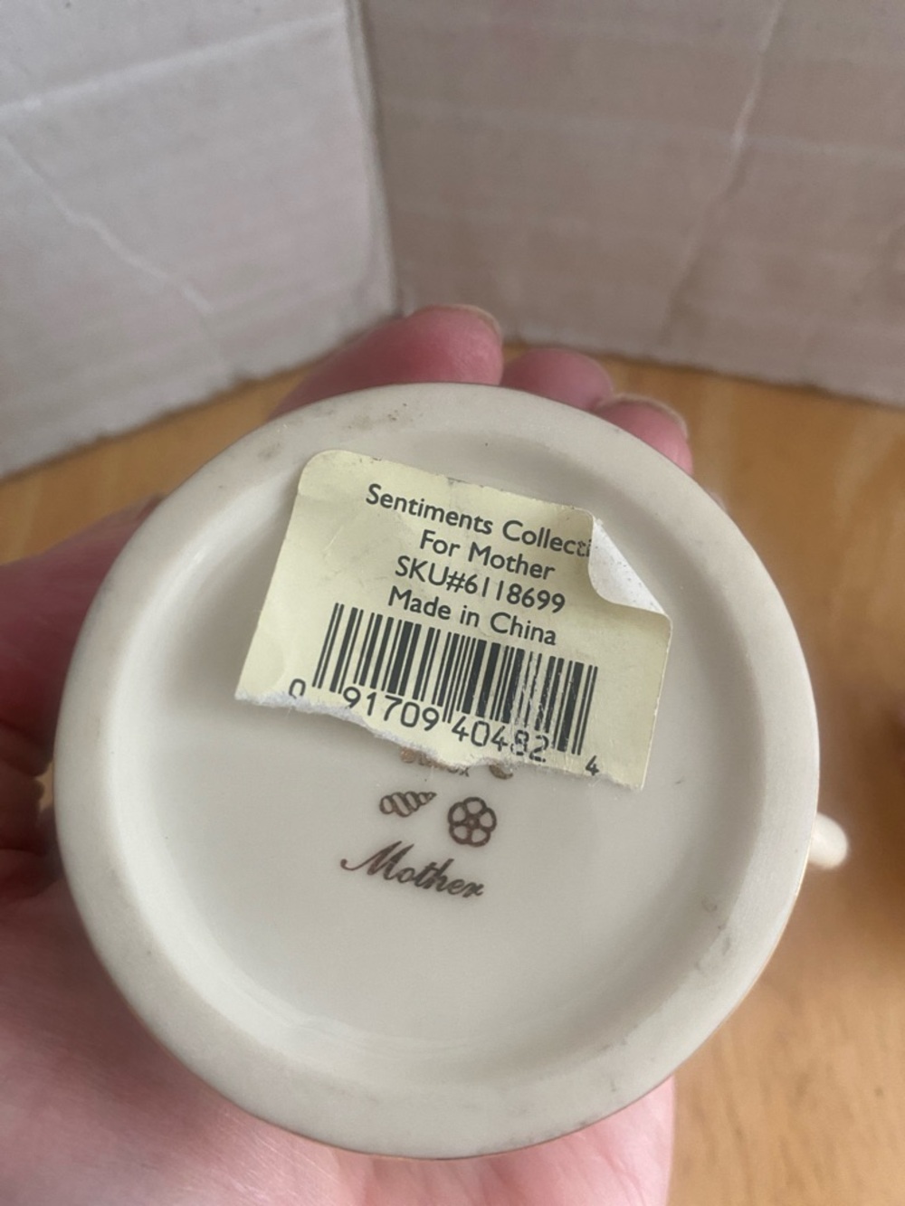 Lenox China treasures collection teapot trinket box for Mother trimmed in 24k - Picture 8 of 9